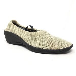 Arcopedico Mailu Loafers Sneakers Shoes Womens Size 9 US 40 EU Beige Slip On New